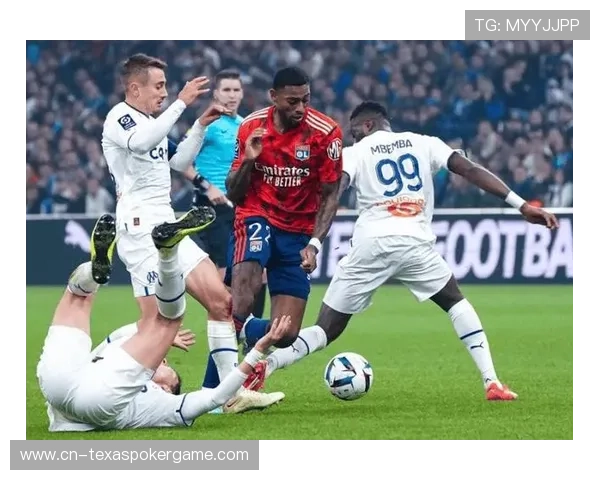 托利索里程碑时刻：222场追平拉孔布，成里昂队史法甲出场最多球员